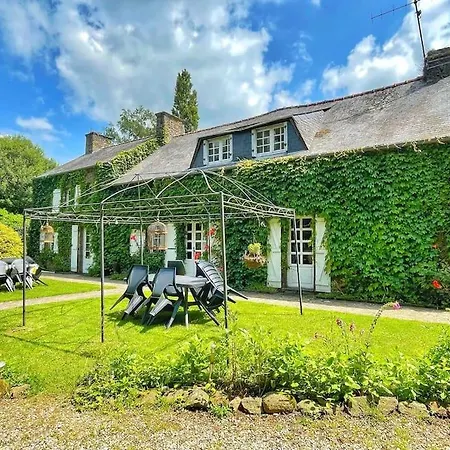 Magnificent 18th Century, 5 Star Luxury * Melleray-la-Vallée